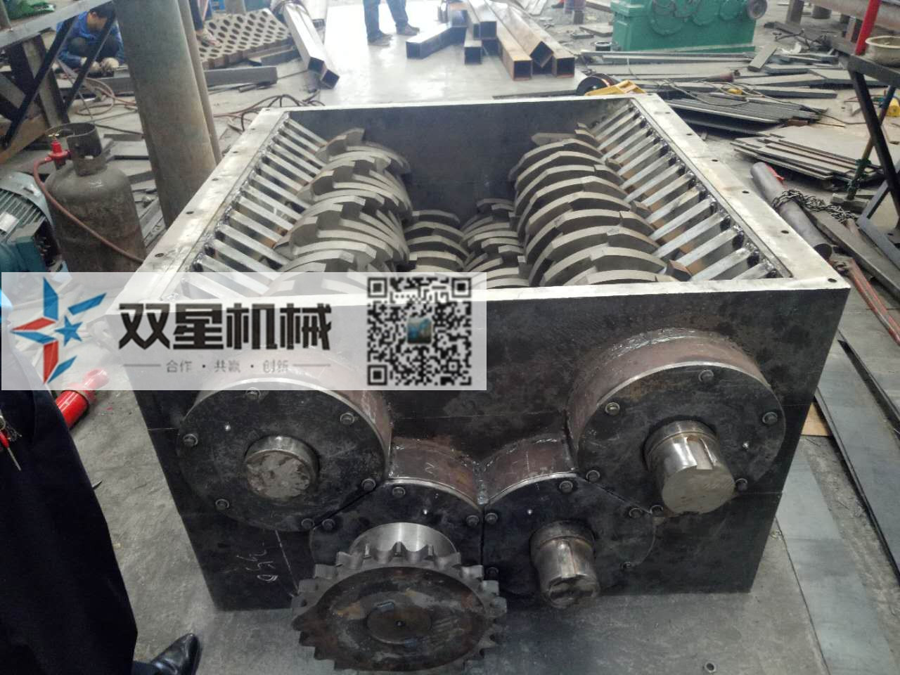 特黄一级黄色高清大片 金属撕碎机设备成本价格和产品质量之间的关系