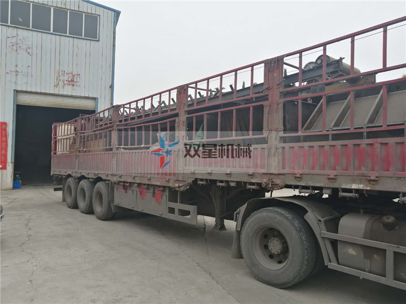 <a href='http://www.astimsrl.com/1/19.html' target='_blank'><span>双轴撕碎机</span></a>发货现场实拍
