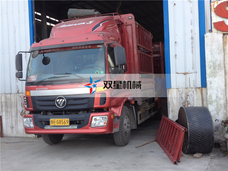 <a href='http://www.astimsrl.com/1/102.html' target='_blank'><span>废铝撕碎机</span></a>发货现场实拍