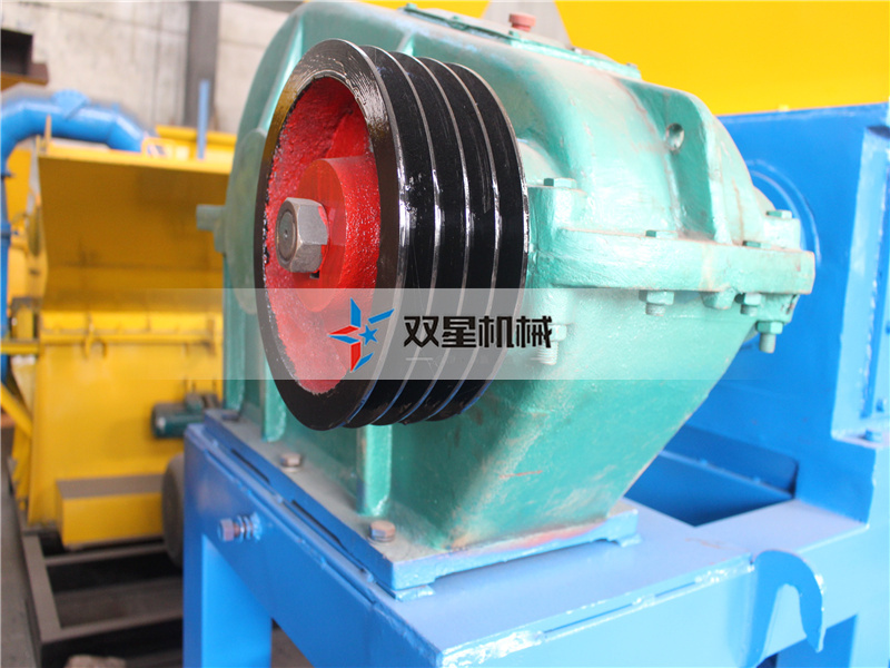 <a href='http://www.astimsrl.com/1/19.html' target='_blank'><span>双轴撕碎机</span></a>局部实拍