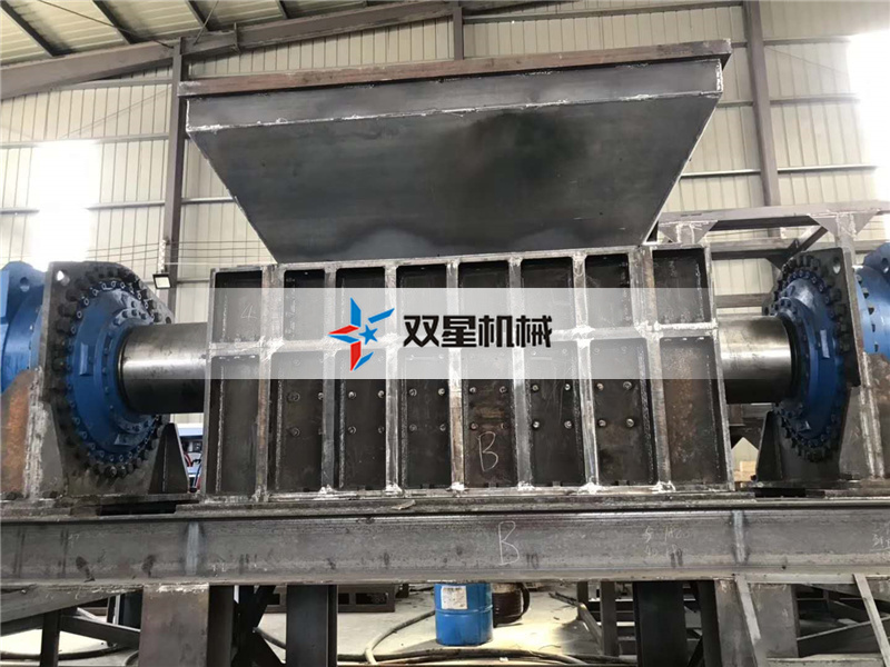 天天干天天射天天大爽 废铁撕碎机设备生产工艺分析