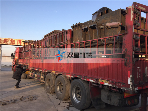<a href='http://www.astimsrl.com/1/99.html' target='_blank'><span>铁皮撕碎机</span></a>厂家发货现场实拍