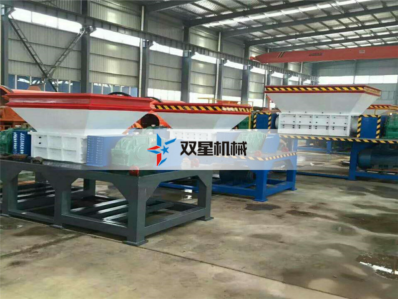 天天干天天射天天大爽 钢铁撕碎机设备在金属资源回收中效果显著